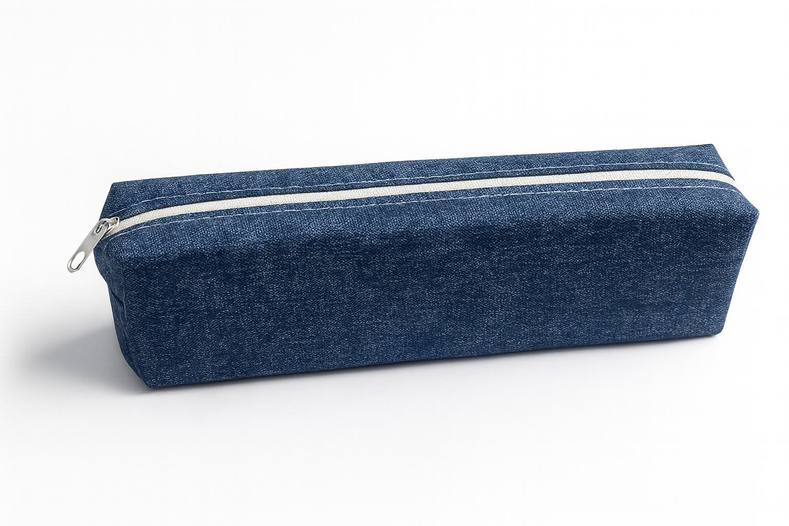 Cartuchera Rectangular con Cierre – Diseño Moderno y Resistente
