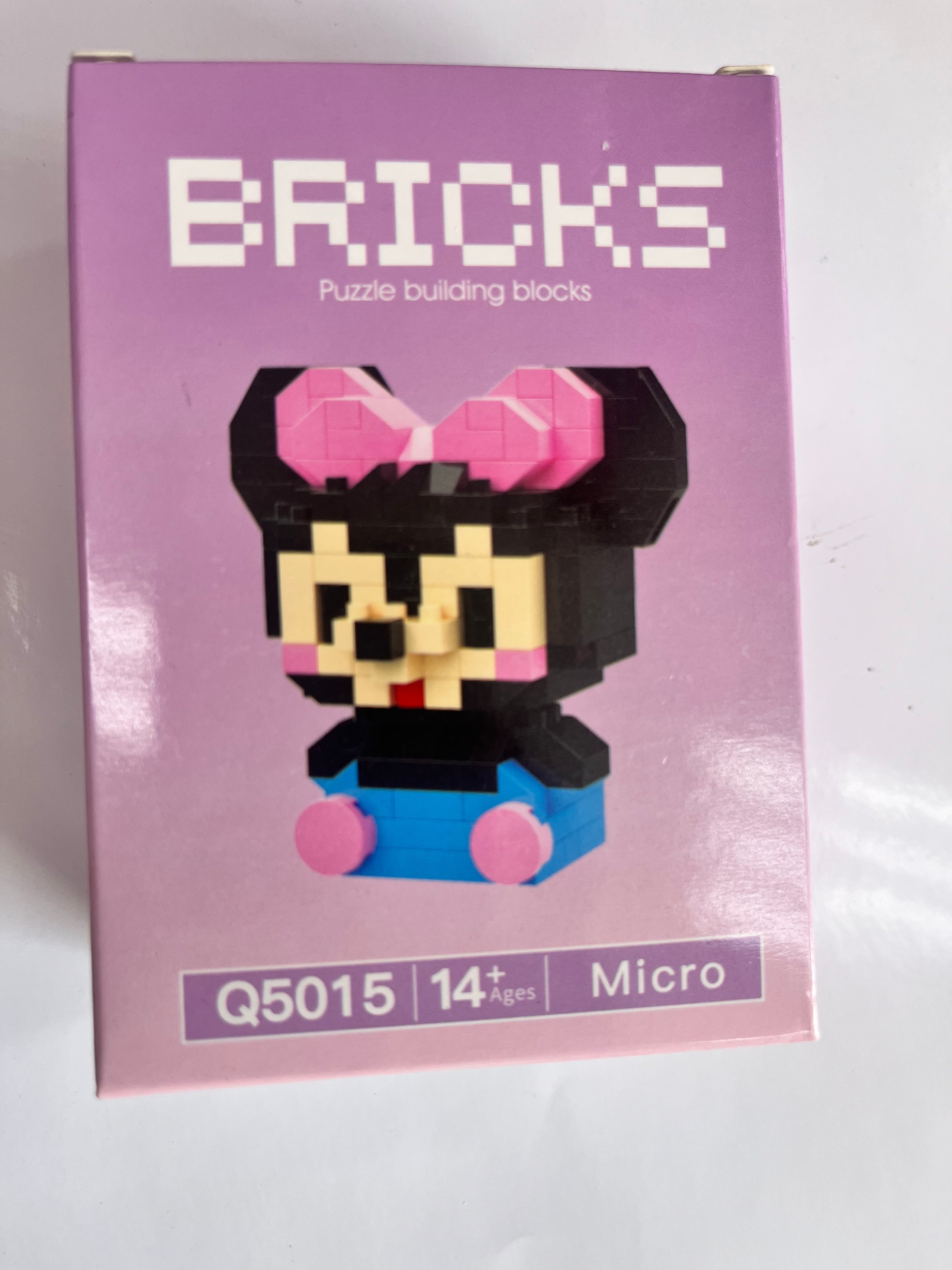 Minnie mouse bricks